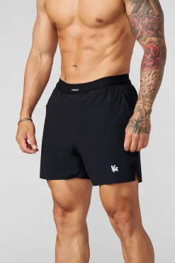 1054 - AeroVent Compression Shorts