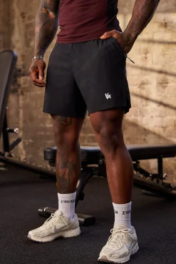 1054 - AeroVent Compression Shorts