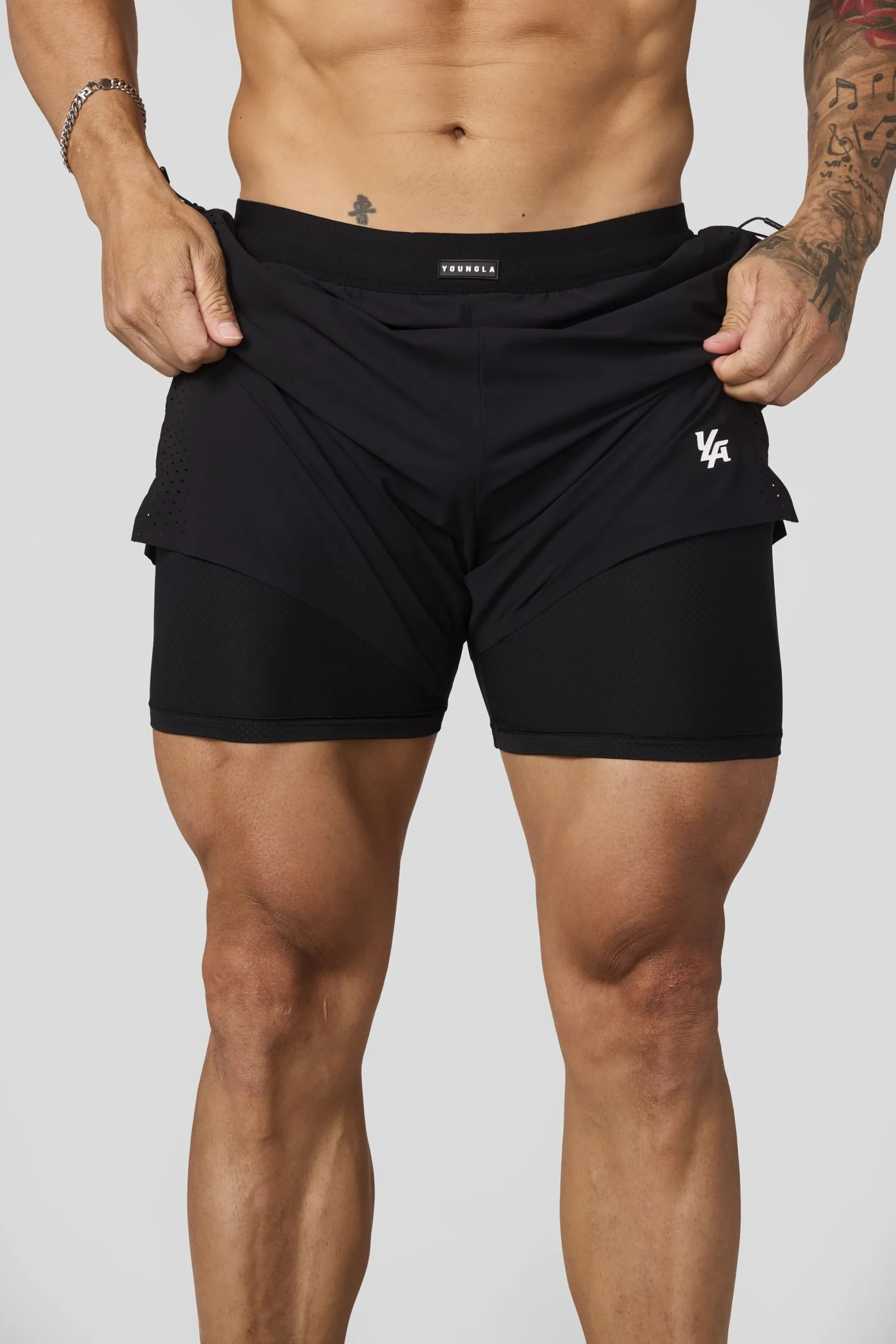 1054 - AeroVent Compression Shorts