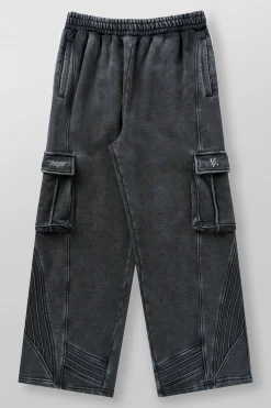 2131 - Batman Armored Sweats