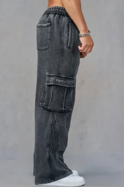 2131 - Batman Armored Sweats