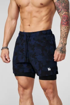 1047 - Camo Compression Shorts