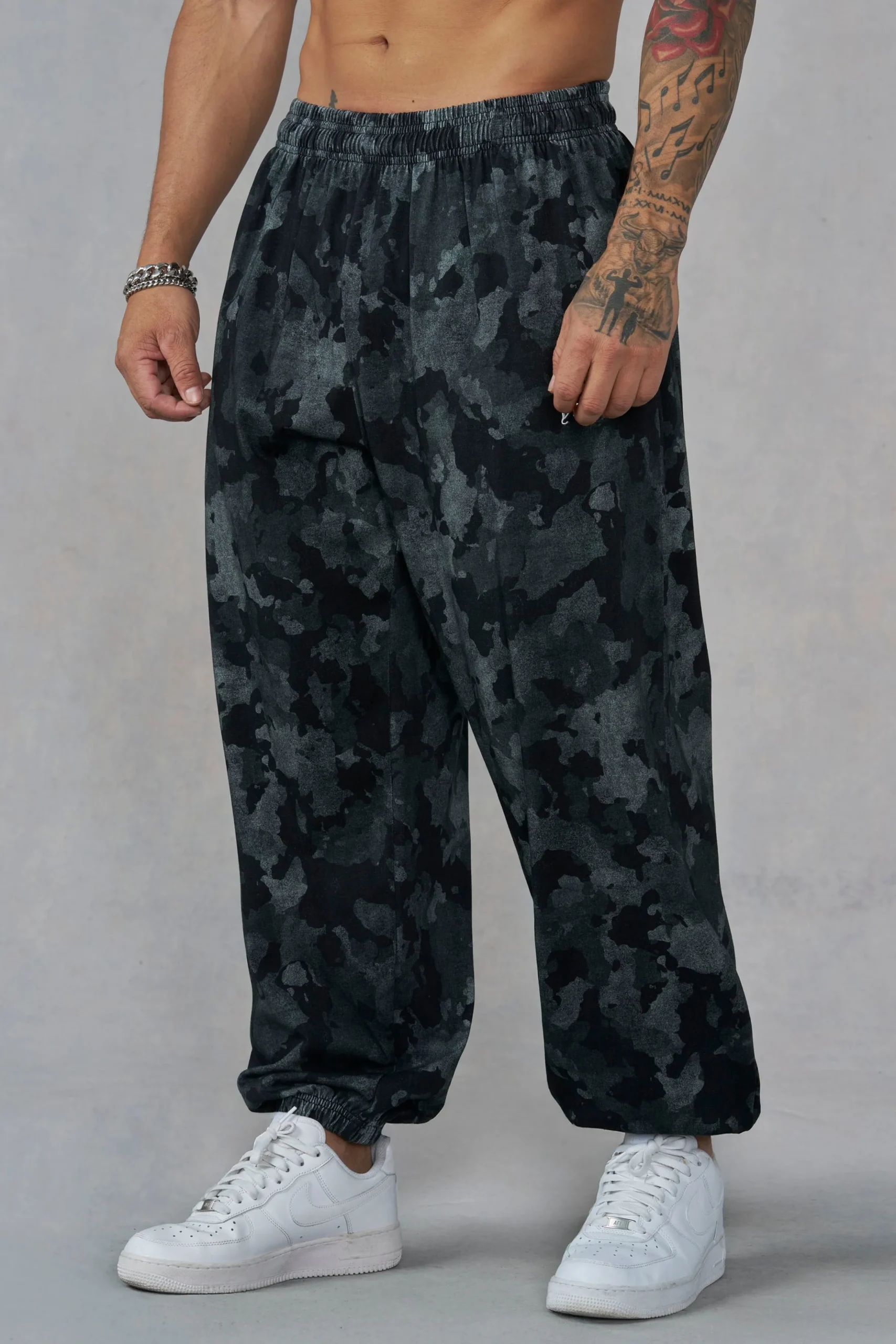 2155 - Camo Pump Cover Joggers