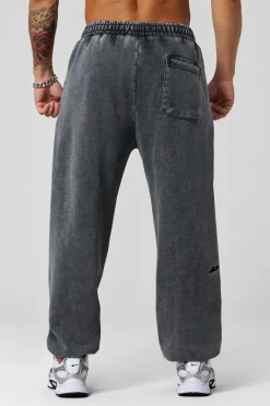 2069 - Elevated Essentials - Baggy Joggers