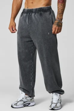 2069 - Elevated Essentials - Baggy Joggers