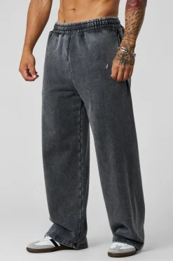 2067 - Elevated Essentials - Baggy Sweats
