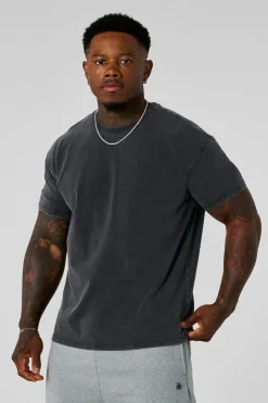 4148 - Elevated Essentials - Fitted Tee