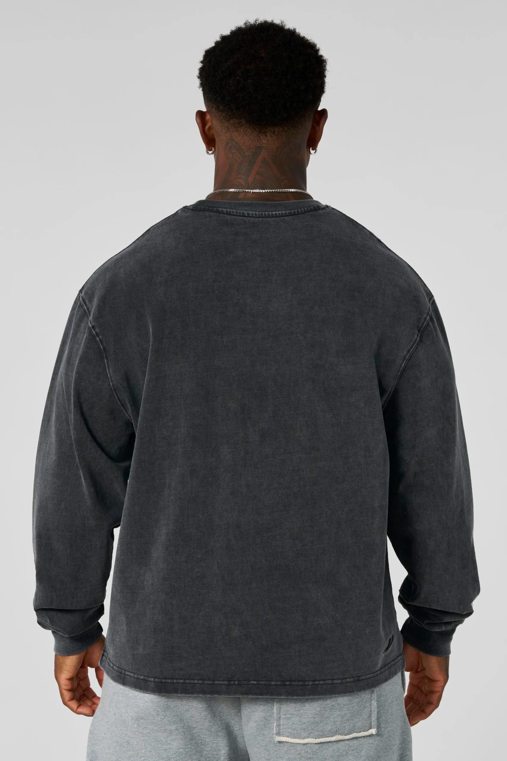 8001 - Elevated Essentials - Longsleeves