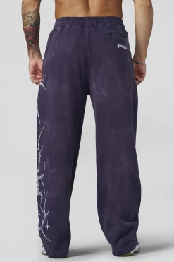 2122 - Eternal Embroidered Sweats