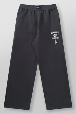 2009 - Faith Sweats