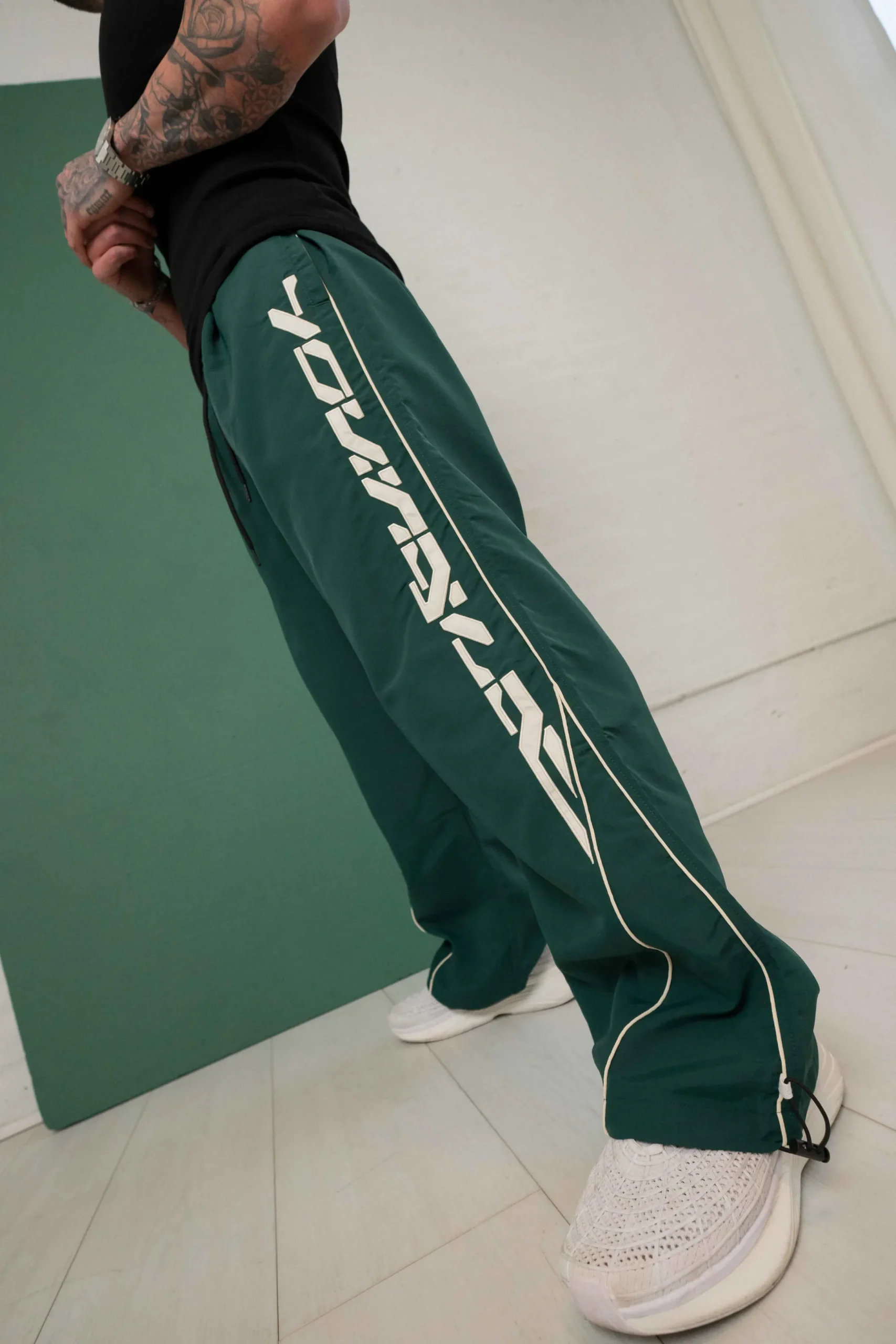 2113 - Foundation Track Pants