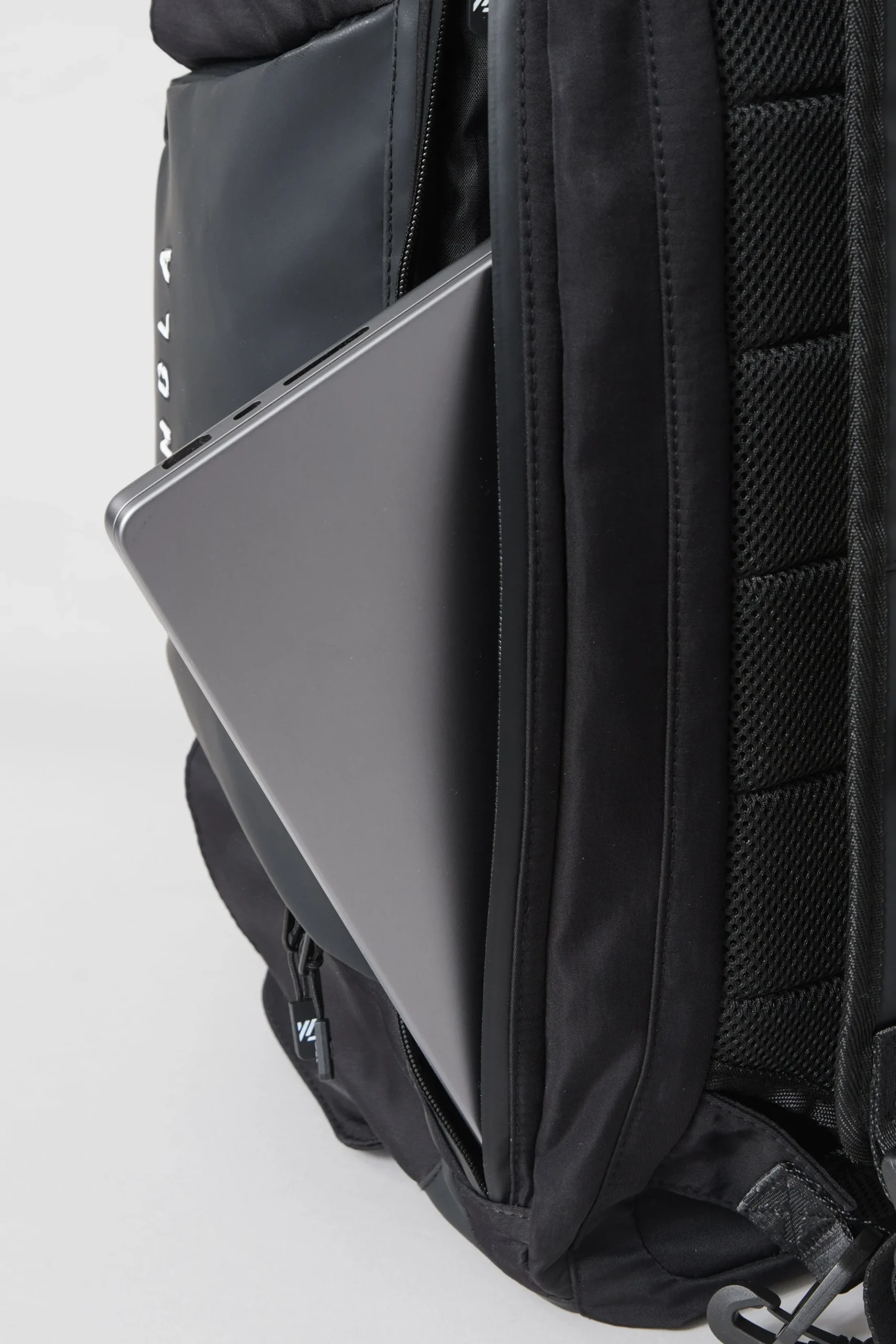 741 Hybrid Duffle Backpacks