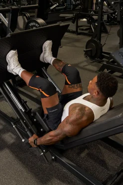9035 - Knee Sleeves 2.0