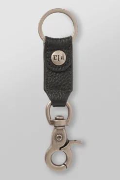 9052 - Leather Keychain