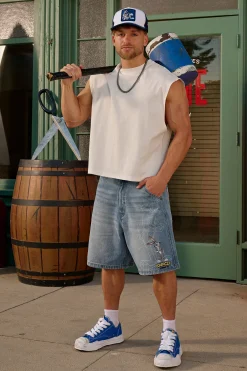6079 - Looney Tunes Jorts
