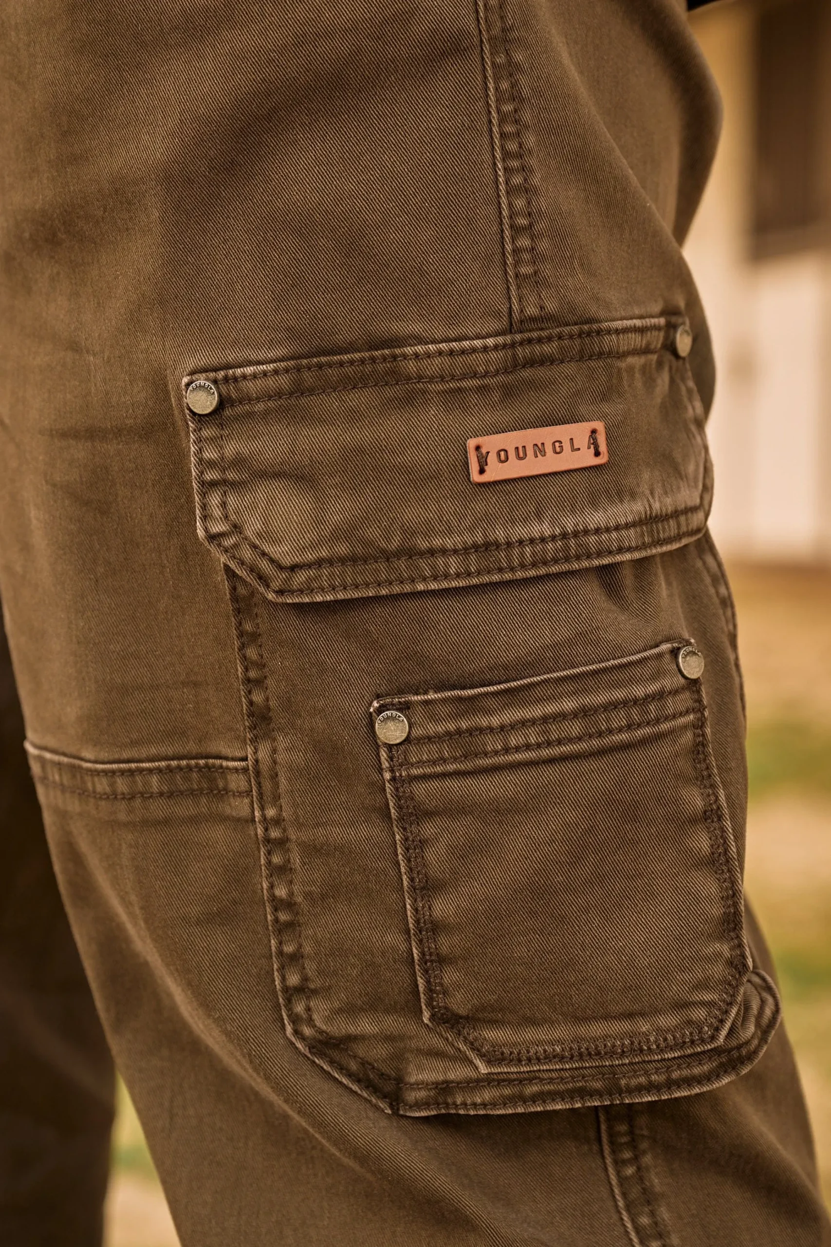 6032 - Old Money Twill Cargo Pants