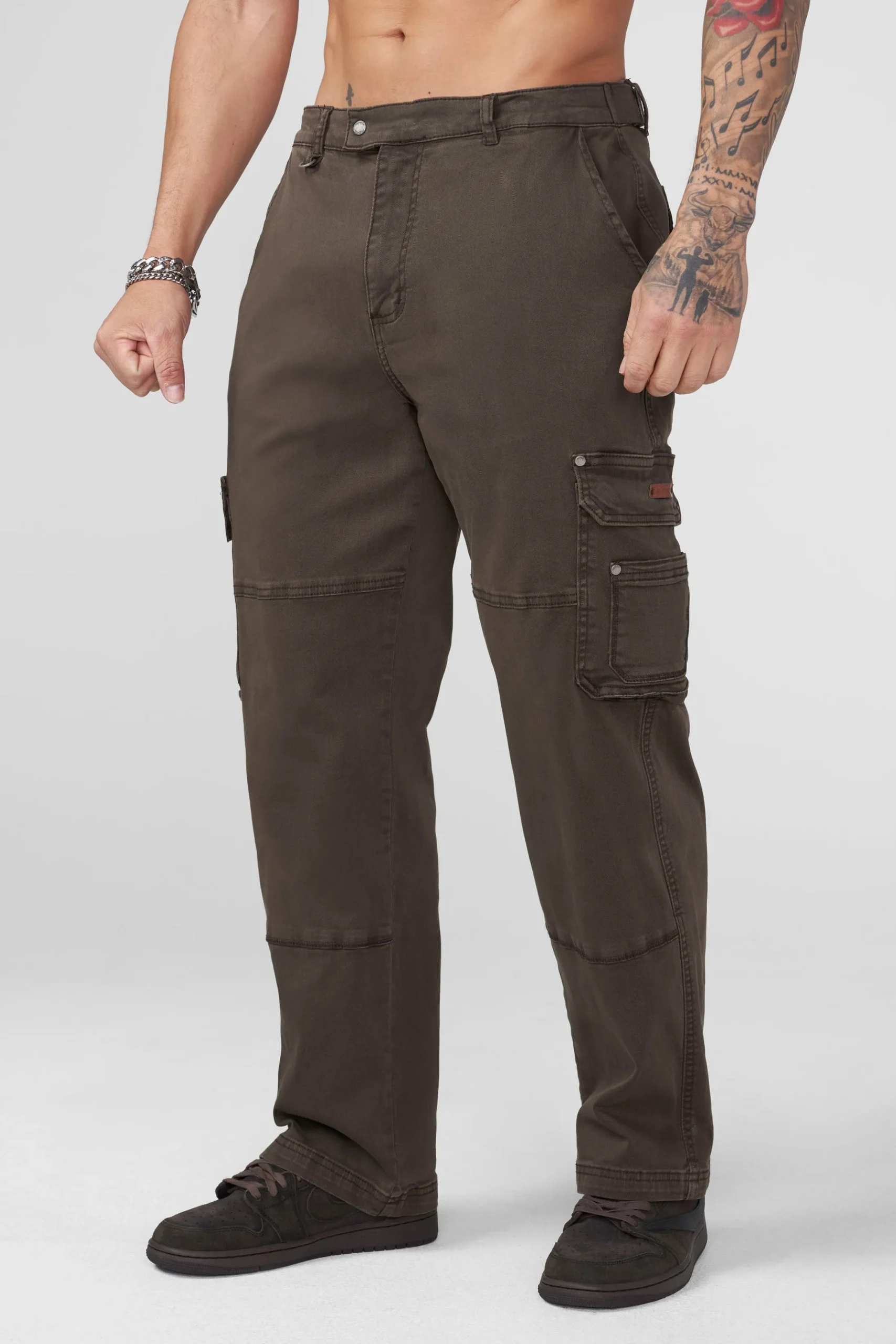 6032 - Old Money Twill Cargo Pants