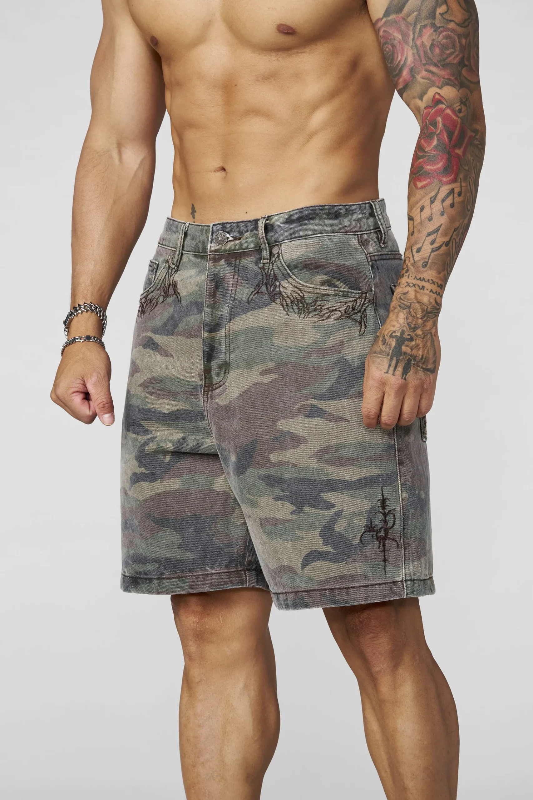 1025 - Phantom Embroidery Jorts