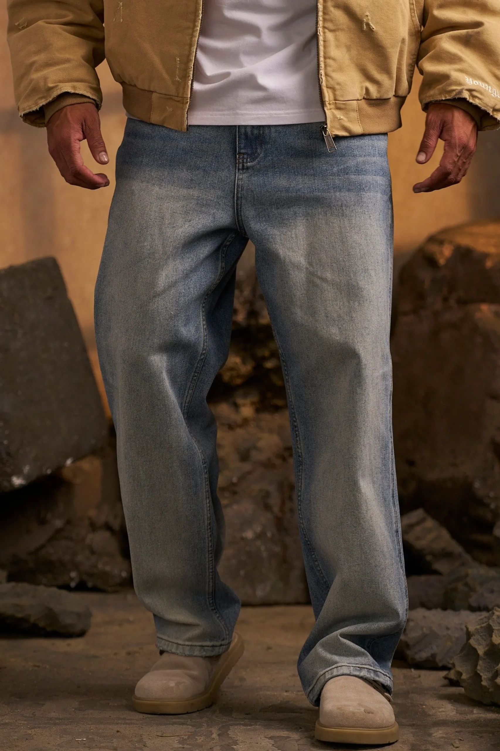 6052 - Straight Cut Jeans