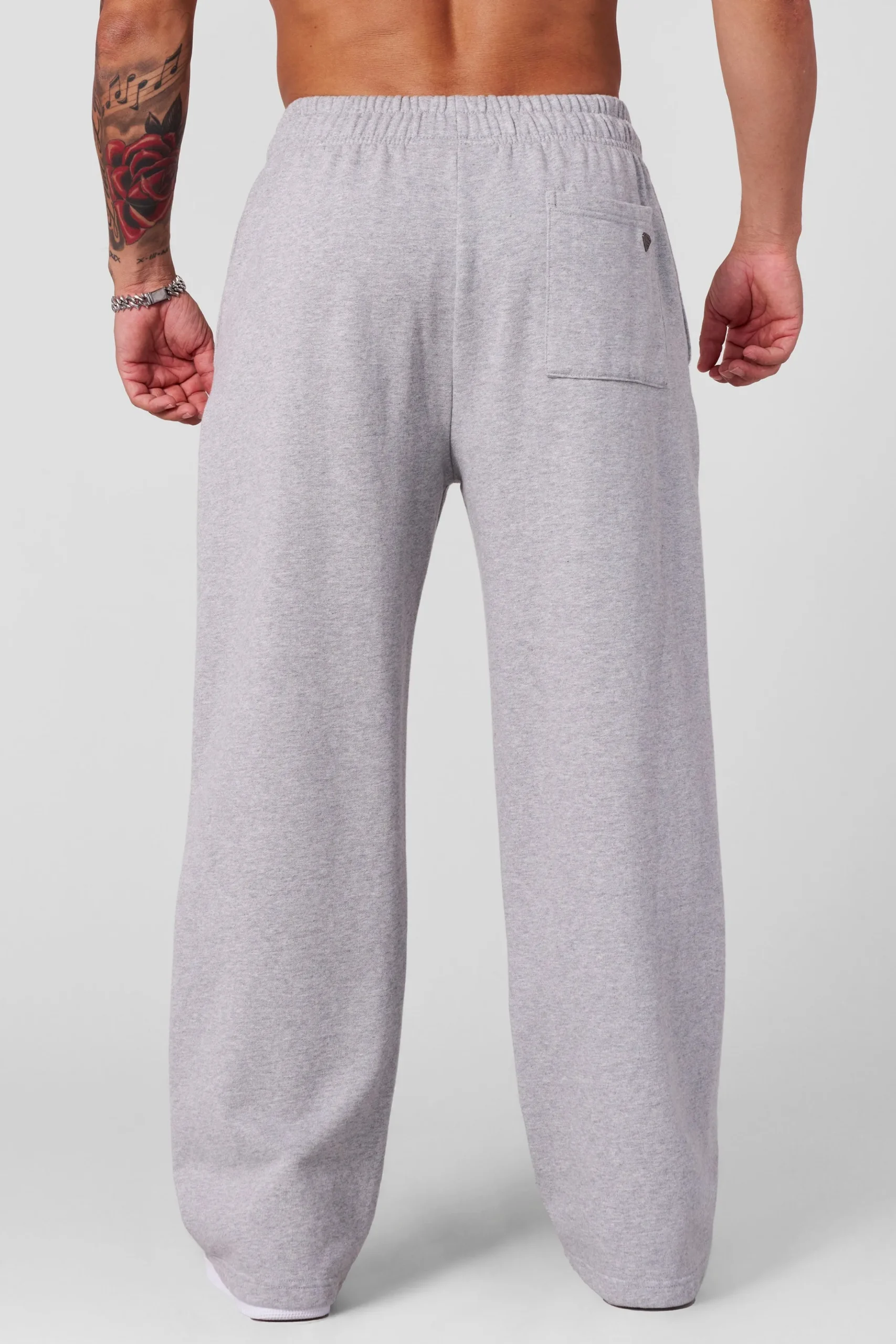 2032 - Superman Sweats