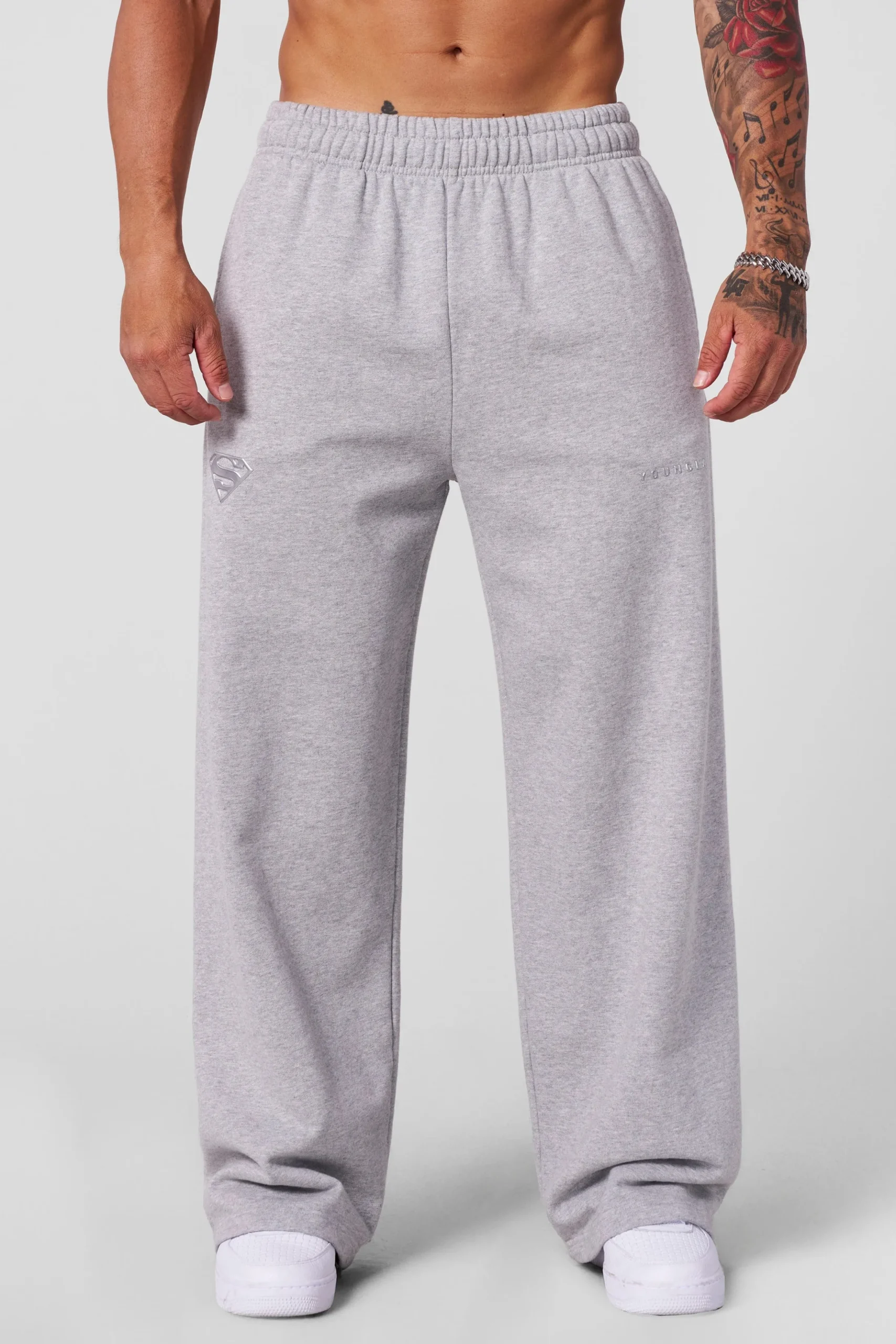 2032 - Superman Sweats