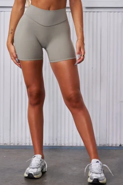 W130 Amore Scrunch Shorts