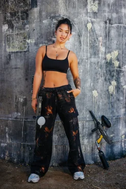 W2230 - Camo Cargo Joggers