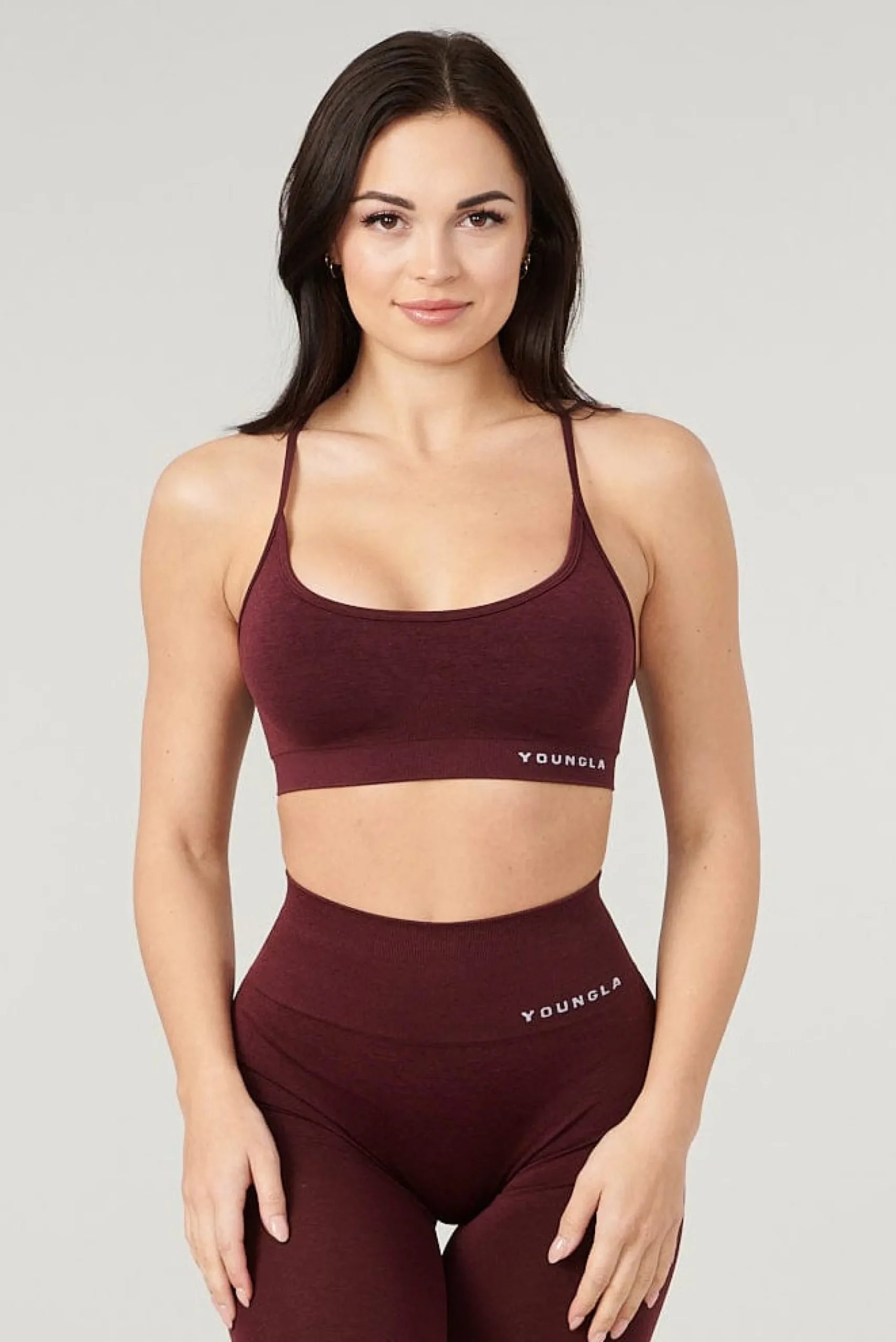 W329 - Core Seamless scoop neck bra