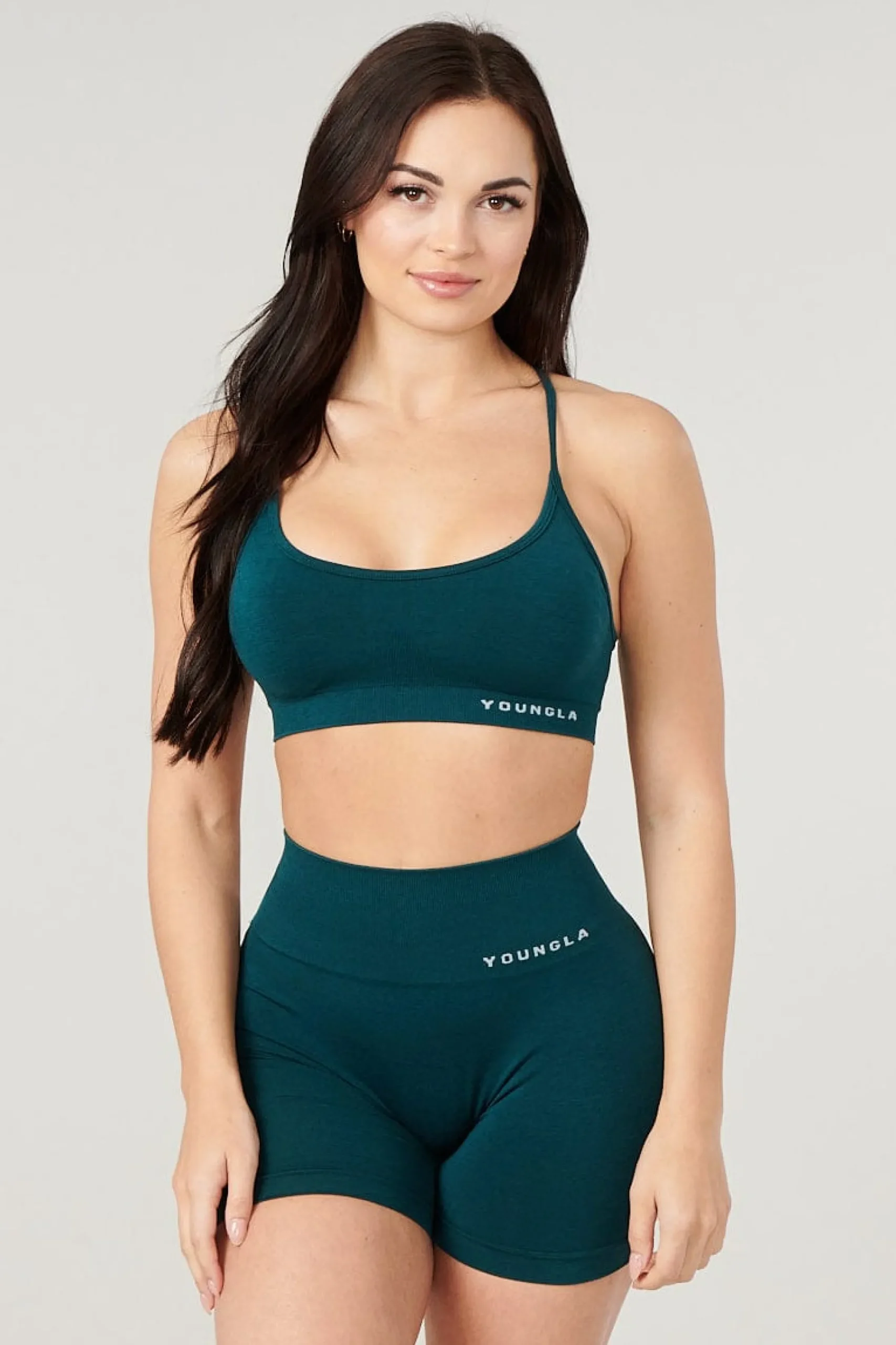 W329 - Core Seamless scoop neck bra