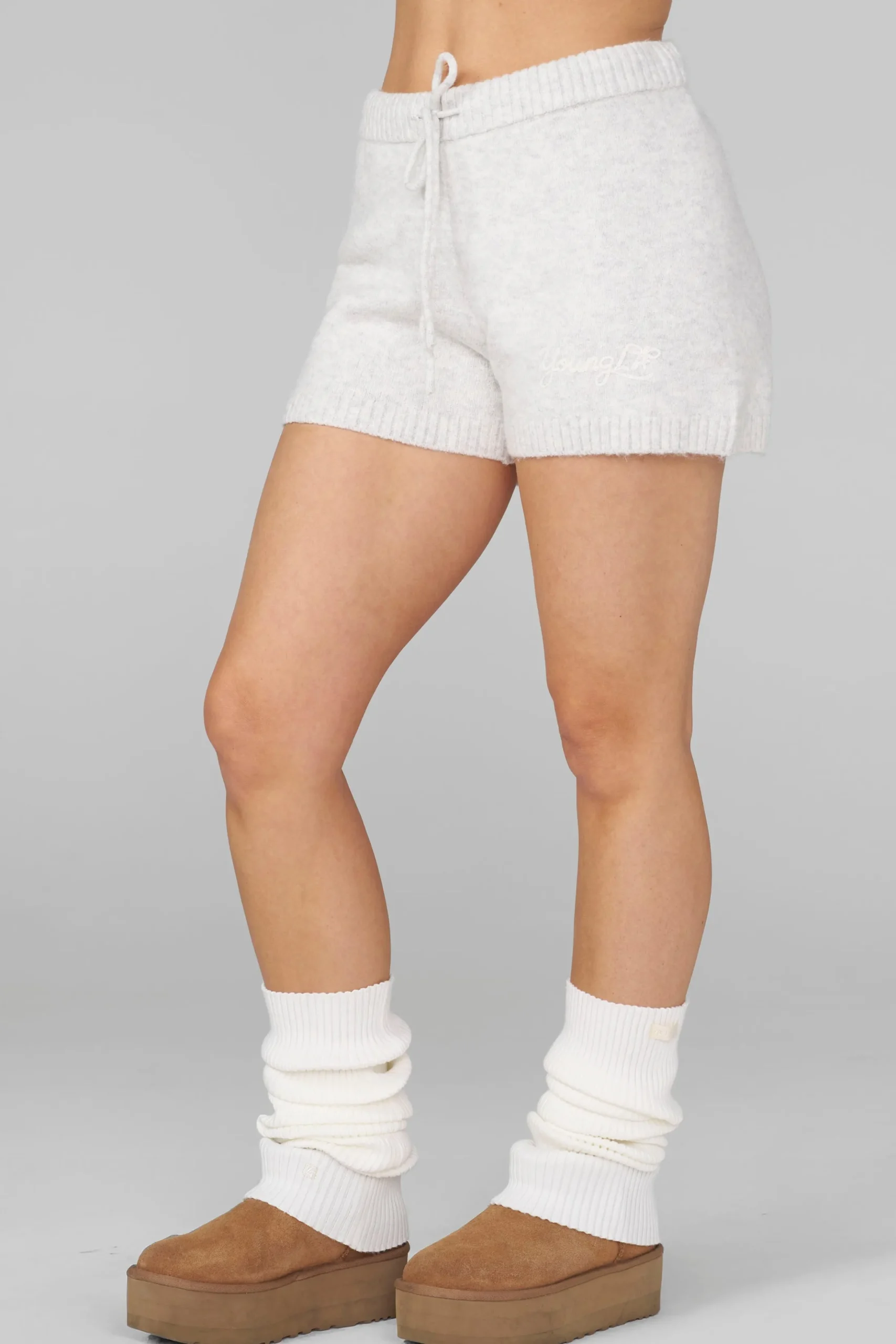 W1147 - Cozy Sweater Shorts