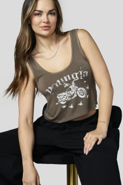 W4119 Crop Graphic tank