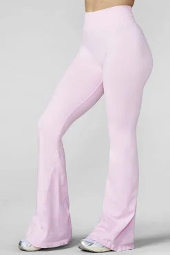 W2206 - Curve Seamless Flare Leggings (Reg)