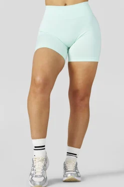 W133 - Curve Seamless Shorts 4.75