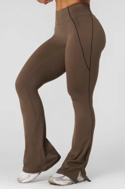 W285 - Elevate Flare Leggings