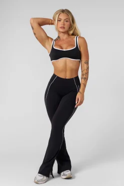 W285 - Elevate Flare Leggings
