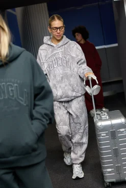 W5192 - Layover Hoodie