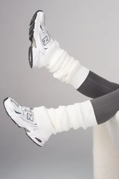 W6100 - Leg Warmers