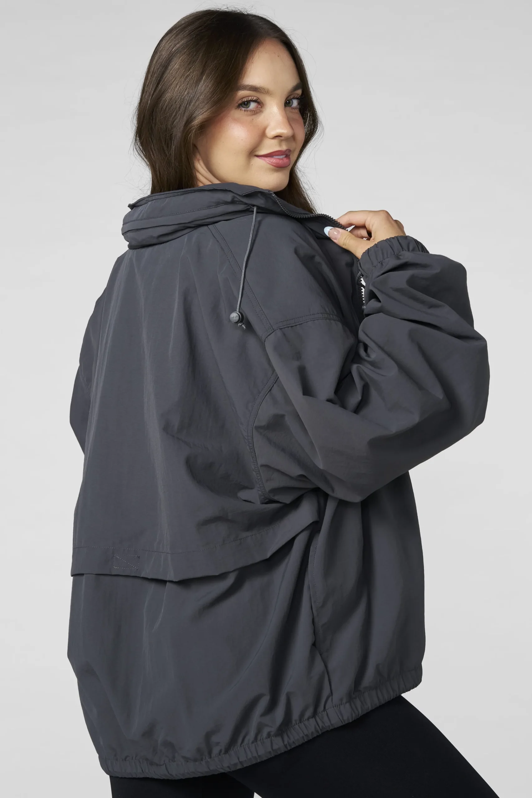 W5194 - Motion Windbreaker