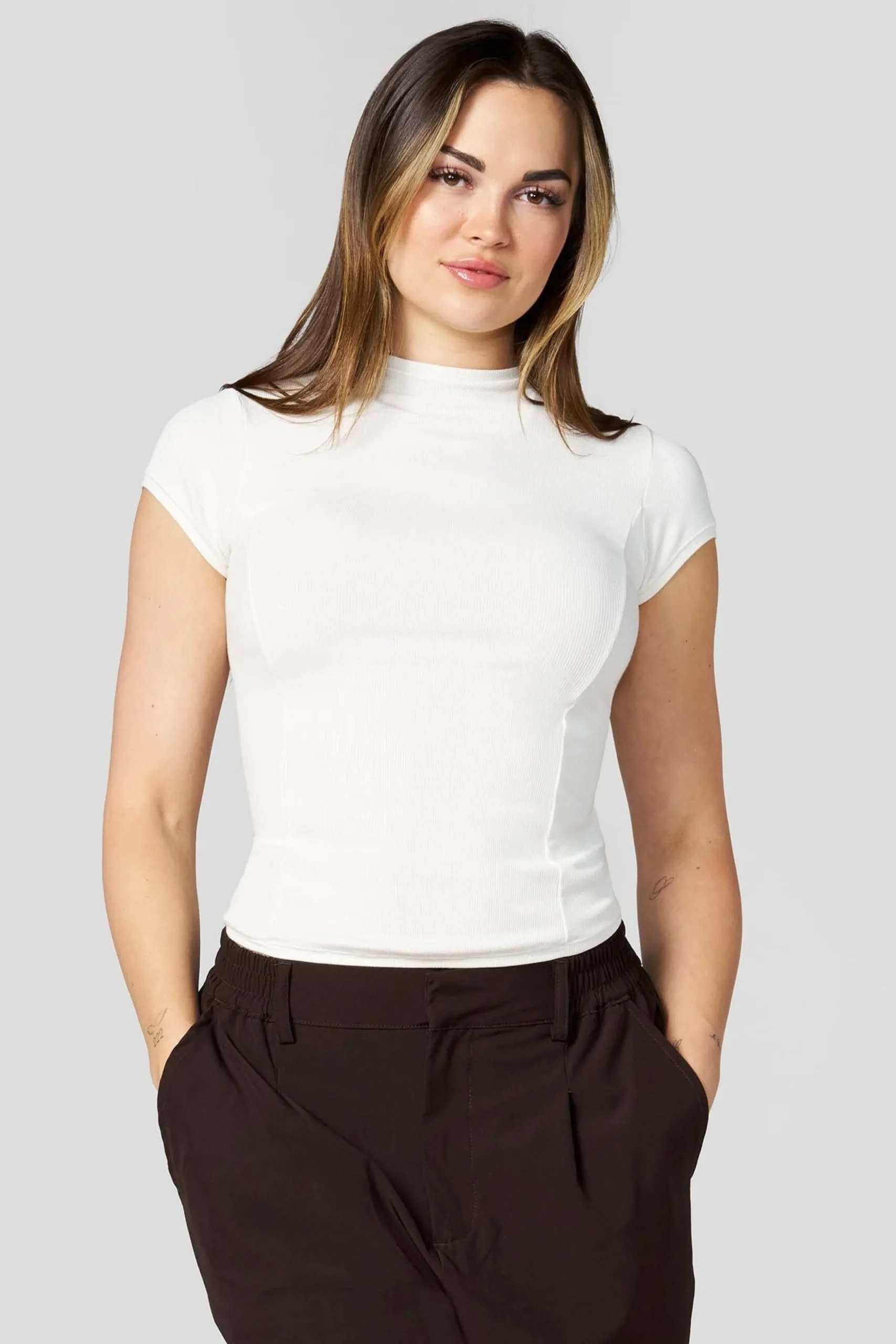 W4270 Ribbed Mock Neck Tee