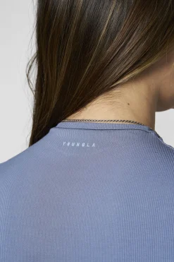 W4270 Ribbed Mock Neck Tee
