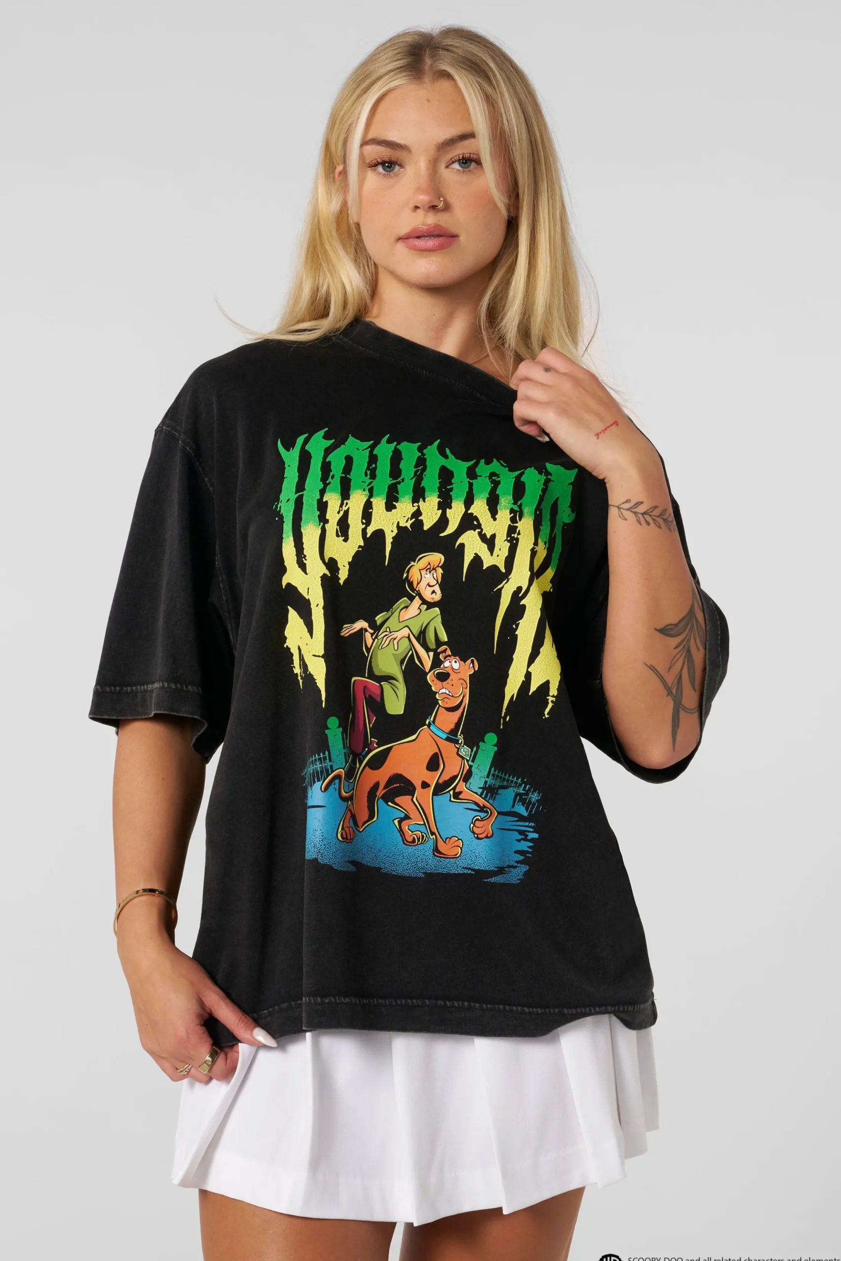 W406 - Scooby Doo OS Tee