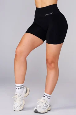 W120 - Seamless Core Shorts Spring 24'