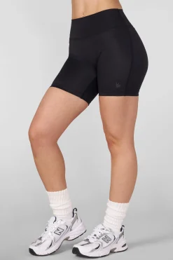 W1153 - Studio Edit Active Short