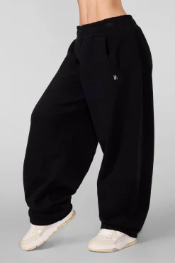 W2255 - Studio Edit Barrel Jogger