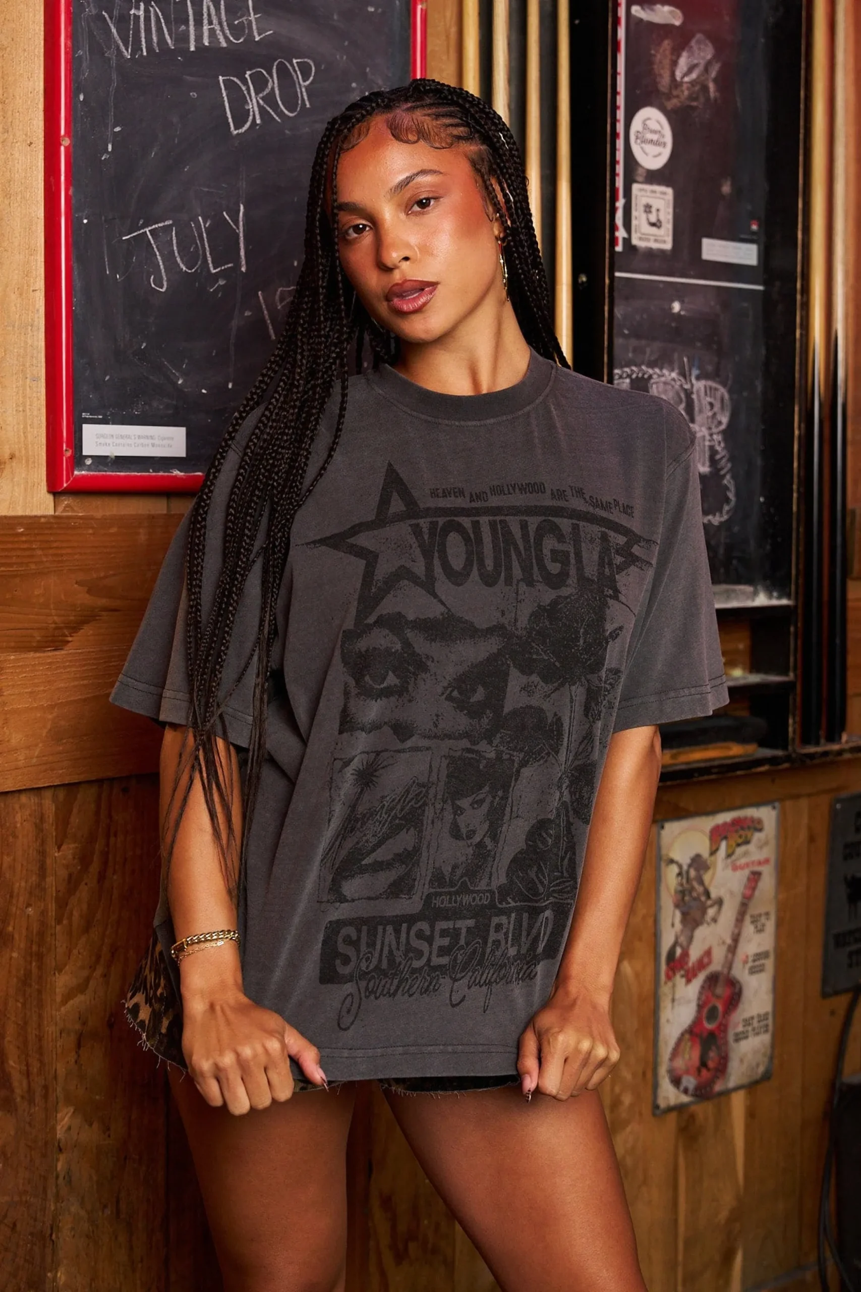 W412 Vintage Oversized Tee