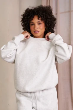 W5091 - Winter Crewneck