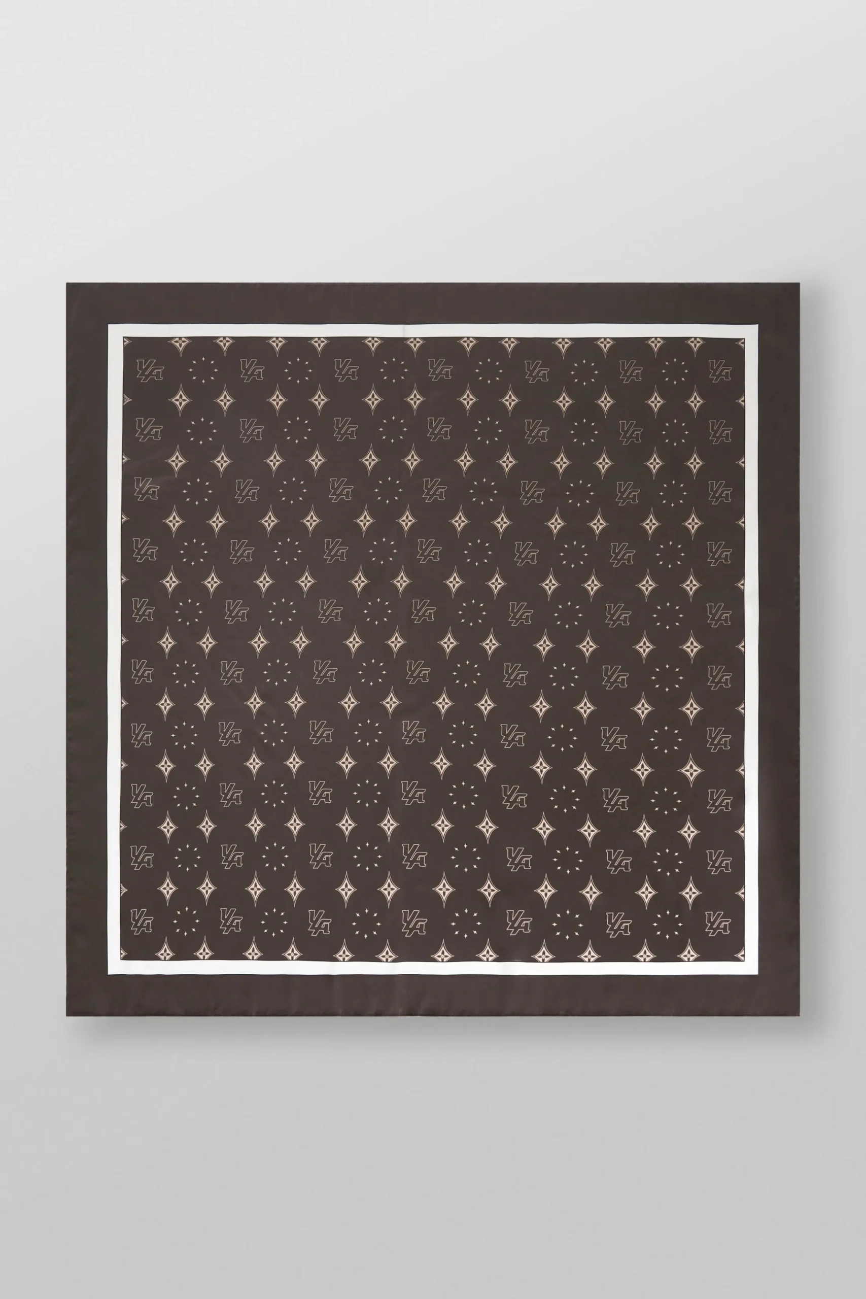 W6120 YLA Scarf